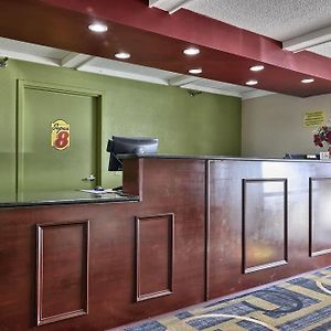 Super 8 By Wyndham Bangor